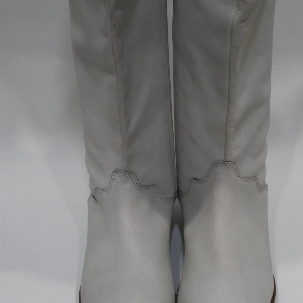 Vintage Foundry Co Women's Light Gray Leather Tall Fold Over Boots  8.5‎ VFL285